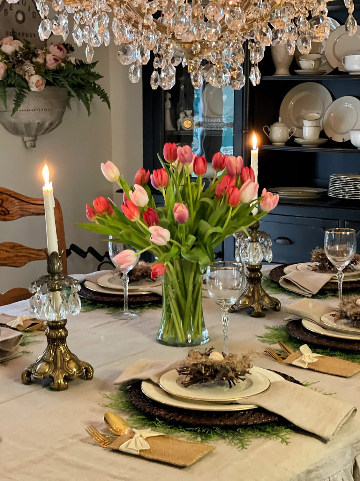 Spring Outdoor Table Scape How To Style A Cheery Garden Tablescape For Spring - Midwest Life and ...