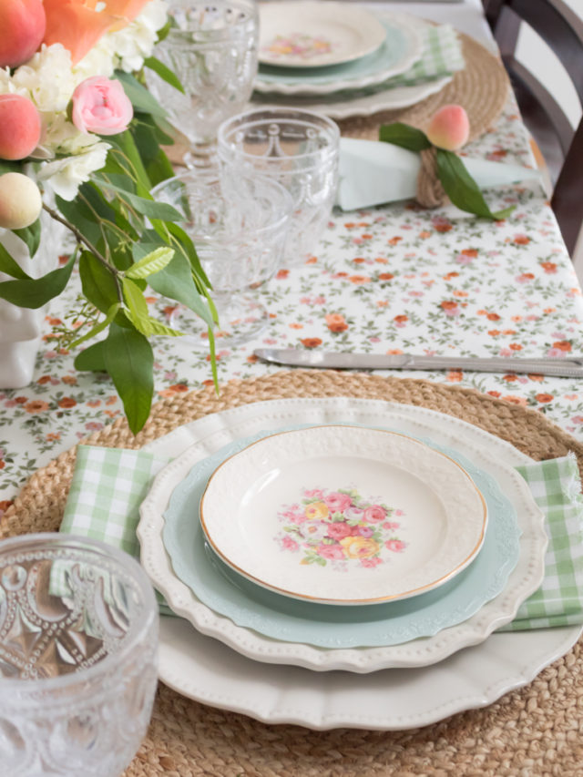 Peach Perfection: How To Style A Stunning Summer Tablescape - Midwest ...