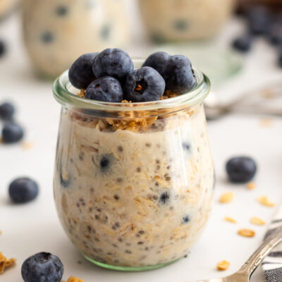 Quick and Easy Blueberry Overnight Oats
